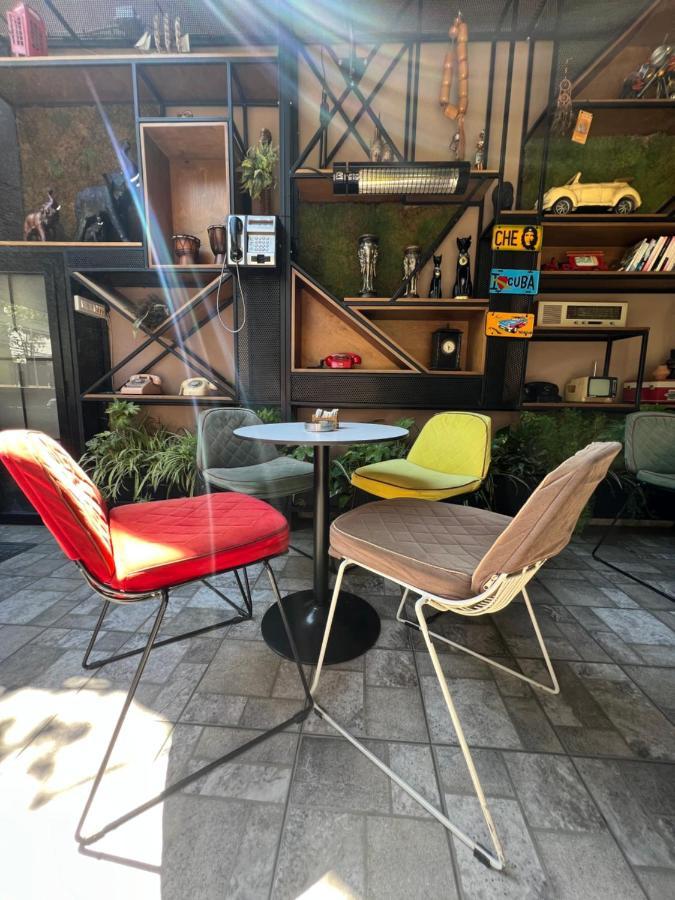 Vila 90 Boutique Hotel Тирана Экстерьер фото