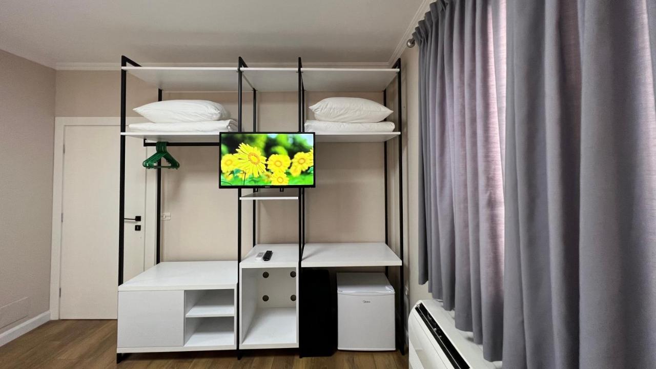 Vila 90 Boutique Hotel Тирана Экстерьер фото