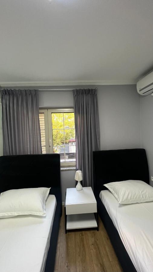 Vila 90 Boutique Hotel Тирана Экстерьер фото