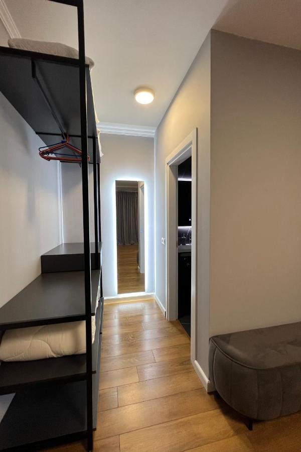 Vila 90 Boutique Hotel Тирана Экстерьер фото