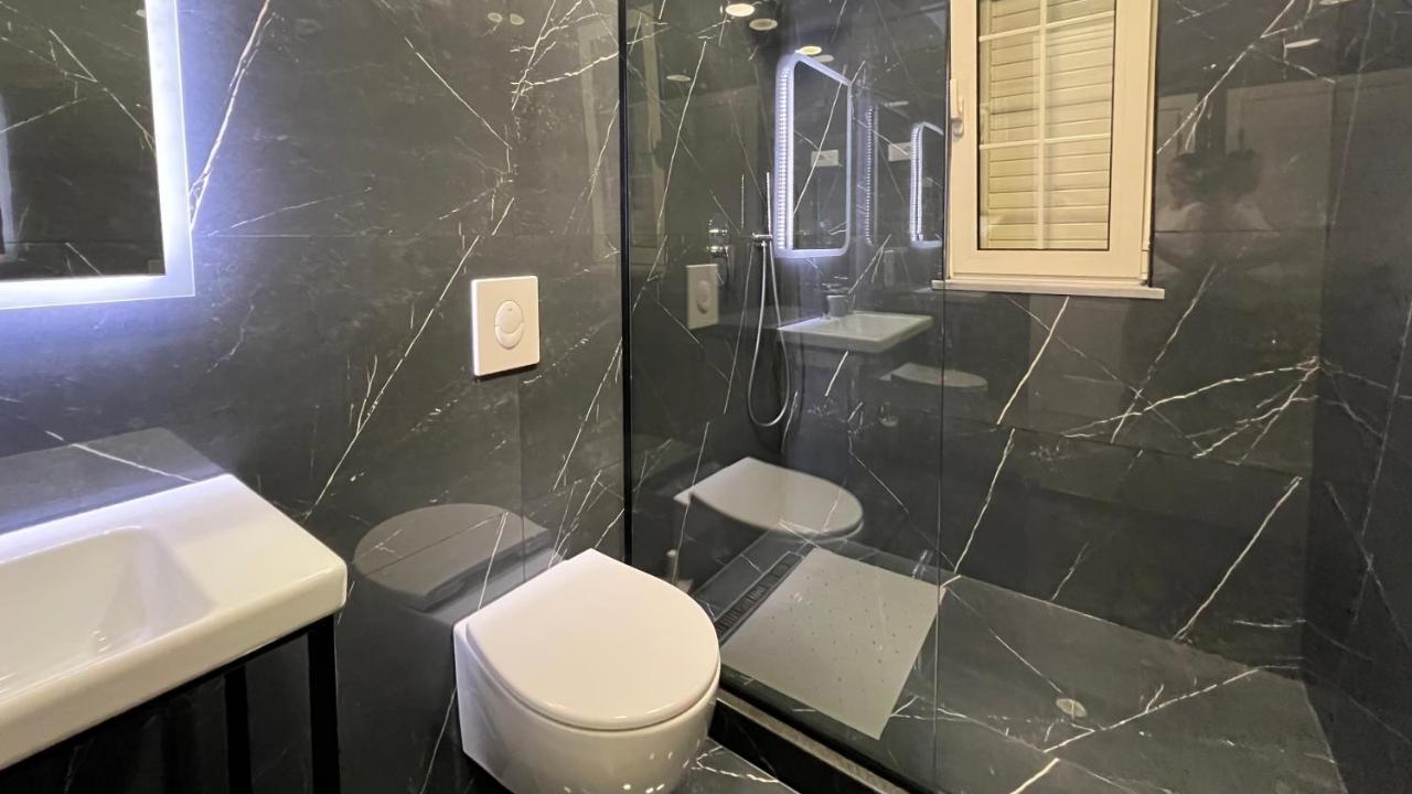 Vila 90 Boutique Hotel Тирана Экстерьер фото